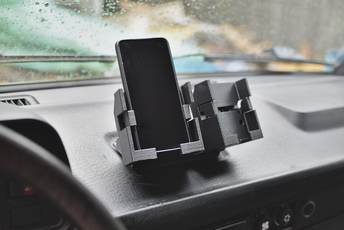 Volkswagen Vanagon Dash Cellphone Mount