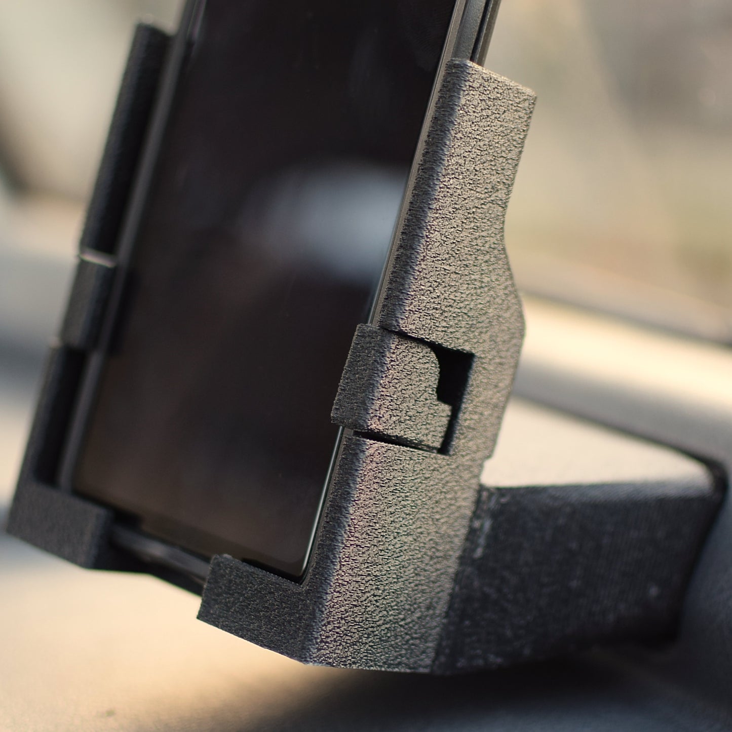 Honda Acty Cellphone Mount with Tach and Wireless Charging